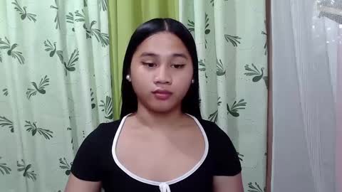 Snapshot of petite_trish chatting on 12, 2, 2025 trish online show from 12, 2, 2025