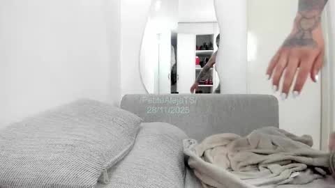 PetiteAlejaTs online show from 28, 11, 2025