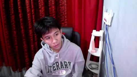 Snapshot of petiteasian_boy chatting on 20, 7, 2026 cute vir online show from 20, 7, 2026