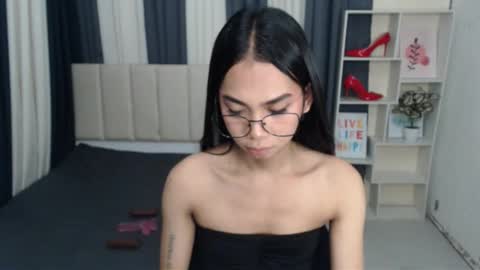 Yukie online show from 25, 10, 2025