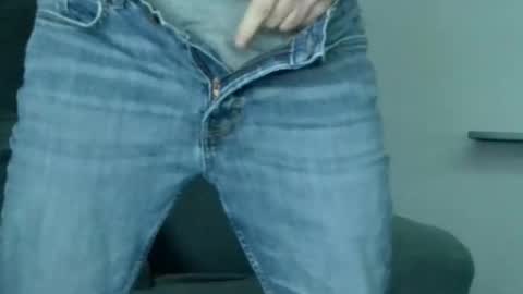 petitebite4pouce online show from 1, 12, 2025