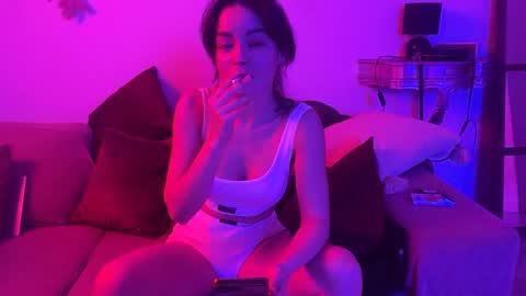 PetiteDesiree online show from 18, 2, 2026