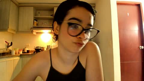 Lunna online show from 12, 4, 2026