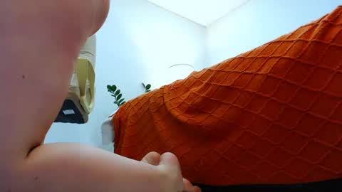 petitefleurx online show from 1, 1, 2025