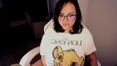Snapshot of petitelilo1 chatting on 20, 1, 2025 Lilo online show from 20, 1, 2025