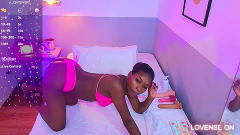 Snapshot of petitelittleebony chatting on 3, 1, 2025 little sharon online show from 3, 1, 2025