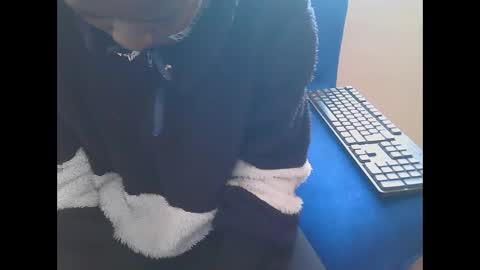 Petitelv online show from 15, 3, 2026