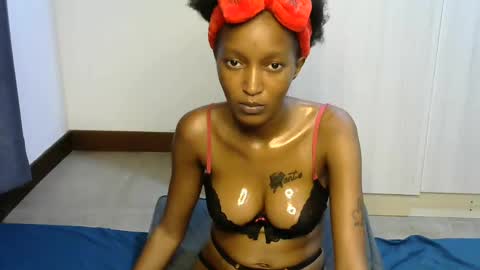 petitpearl online show from 5, 3, 2025