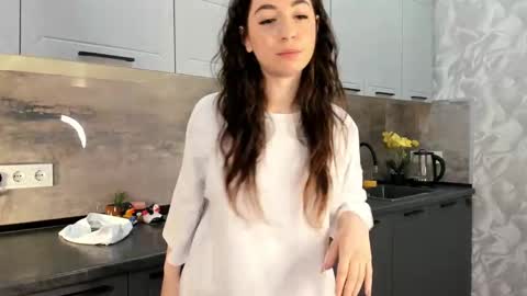 Emma online show from 16, 12, 2024