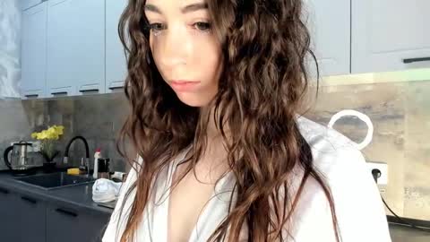 Emma online show from 17, 12, 2024