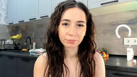 Emma online show from 20, 12, 2024