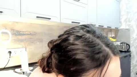 Emma online show from 20, 12, 2024