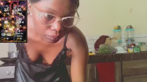Snapshot of pettitemellany chatting on 19, 1, 2025 pettitemellany online show from 19, 1, 2025