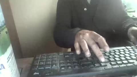 peyo873996 online show from 14, 4, 2026