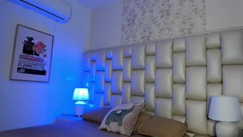 Snapshot of peyton_louise chatting on 12, 11, 2025 Peyton online show from 12, 11, 2025