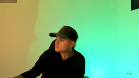 Snapshot of peytonbox chatting on 19, 9, 2025 peytonbox online show from 19, 9, 2025