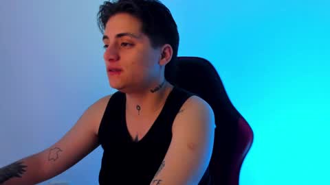 Snapshot of peytonbox chatting on 9, 10, 2025 peytonbox online show from 9, 10, 2025