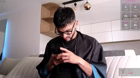 phantom_bigger1 online show from 15, 1, 2026