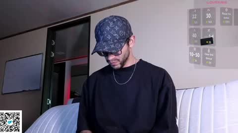 phantom_bigger1 online show from 25, 3, 2026