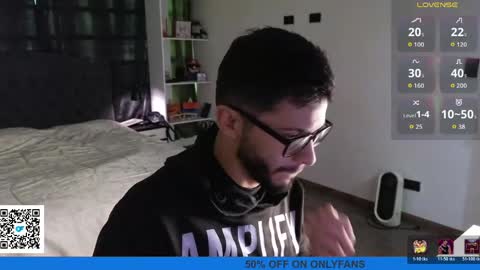 Snapshot of phantom_bigger1 chatting on 5, 6, 2026 phantom_bigger1 online show from 5, 6, 2026