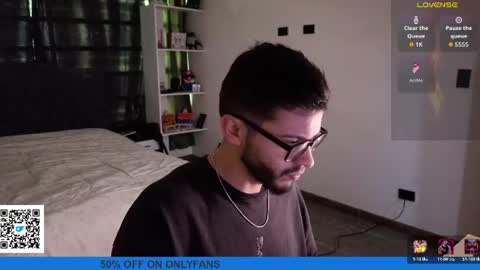 Snapshot of phantom_bigger1 chatting on 9, 6, 2026 phantom_bigger1 online show from 9, 6, 2026