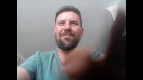 Snapshot of phantomozzie chatting on 18, 10, 2025 phantomozzie online show from 18, 10, 2025