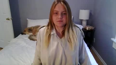 Snapshot of phatassblond chatting on 1, 12, 2024 PhatAssBlond online show from 1, 12, 2024