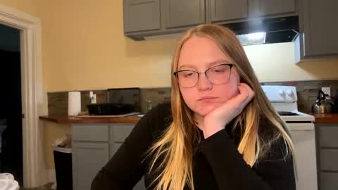Snapshot of phatassblond chatting on 5, 2, 2025 PhatAssBlond online show from 5, 2, 2025