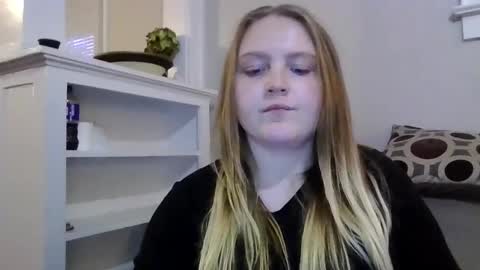 Snapshot of phatassblond chatting on 11, 2, 2025 PhatAssBlond online show from 11, 2, 2025