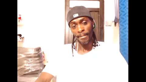 2 pac shakur online show from 6, 1, 2025