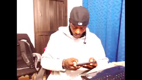 2 pac shakur online show from 20, 1, 2025