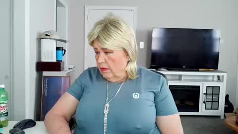 Snapshot of phillyguy195601 chatting on 6, 4, 2026 Geri online show from 6, 4, 2026