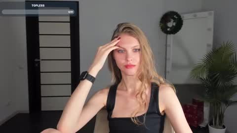 Snapshot of phoebepaw chatting on 25, 12, 2024 Phoebe online show from 25, 12, 2024