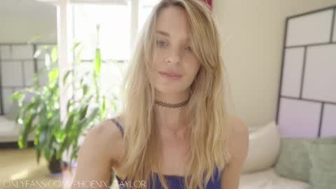 Snapshot of phoenix_taylor chatting on 23, 2, 2025 PHOENIX TAYLOR online show from 23, 2, 2025