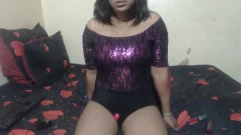 Snapshot of phoenixcandy chatting on 13, 9, 2025 phoenixcandy online show from 13, 9, 2025