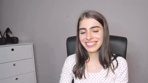 P I A online show from 22, 9, 2025