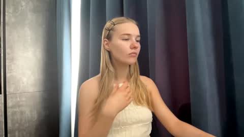 Snapshot of piastonesifer chatting on 17, 7, 2026 Kristie online show from 17, 7, 2026