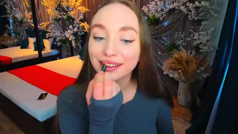 Emelie online show from 10, 2, 2025