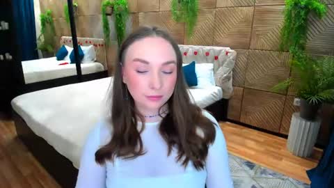 Emelie online show from 24, 6, 2026