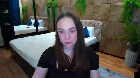 Emelie online show from 28, 6, 2026