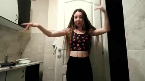 Moonie online show from 13, 12, 2025