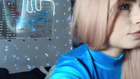 Snapshot of piera_ chatting on 19, 9, 2025 Piera online show from 19, 9, 2025