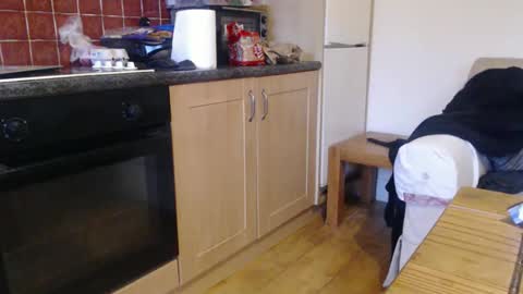 Snapshot of piercedcock069 chatting on 27, 10, 2025 piercedcock069 online show from 27, 10, 2025