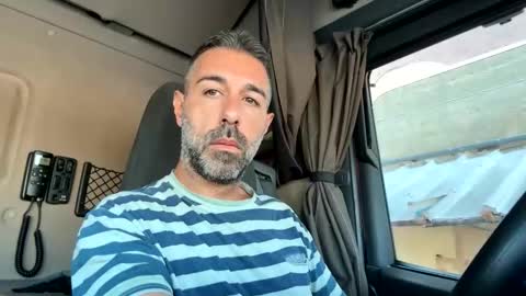 Snapshot of pierotu chatting on 25, 9, 2025 pierotu online show from 25, 9, 2025