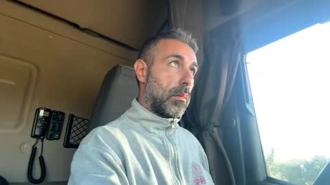 Snapshot of pierotu chatting on 23, 10, 2025 pierotu online show from 23, 10, 2025