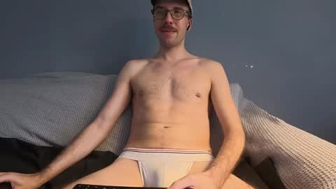 Snapshot of pierre_lucaxxx chatting on 2, 5, 2026 Luca Follow Me twitter - PierreLucaXXX fansly online show from 2, 5, 2026