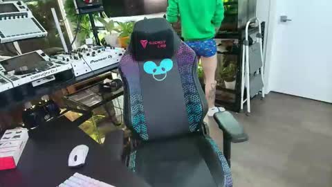 Snapshot of pierrefitch chatting on 7, 1, 2026 Pierre Fitch online show from 7, 1, 2026