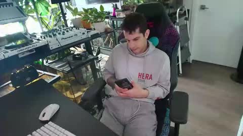 Snapshot of pierrefitch chatting on 12, 1, 2026 Pierre Fitch online show from 12, 1, 2026