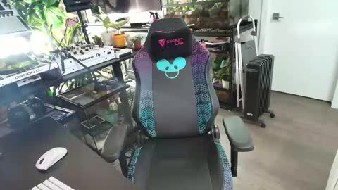 Snapshot of pierrefitch chatting on 18, 1, 2026 Pierre Fitch online show from 18, 1, 2026