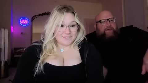 Piggy Rose online show from 28, 3, 2026